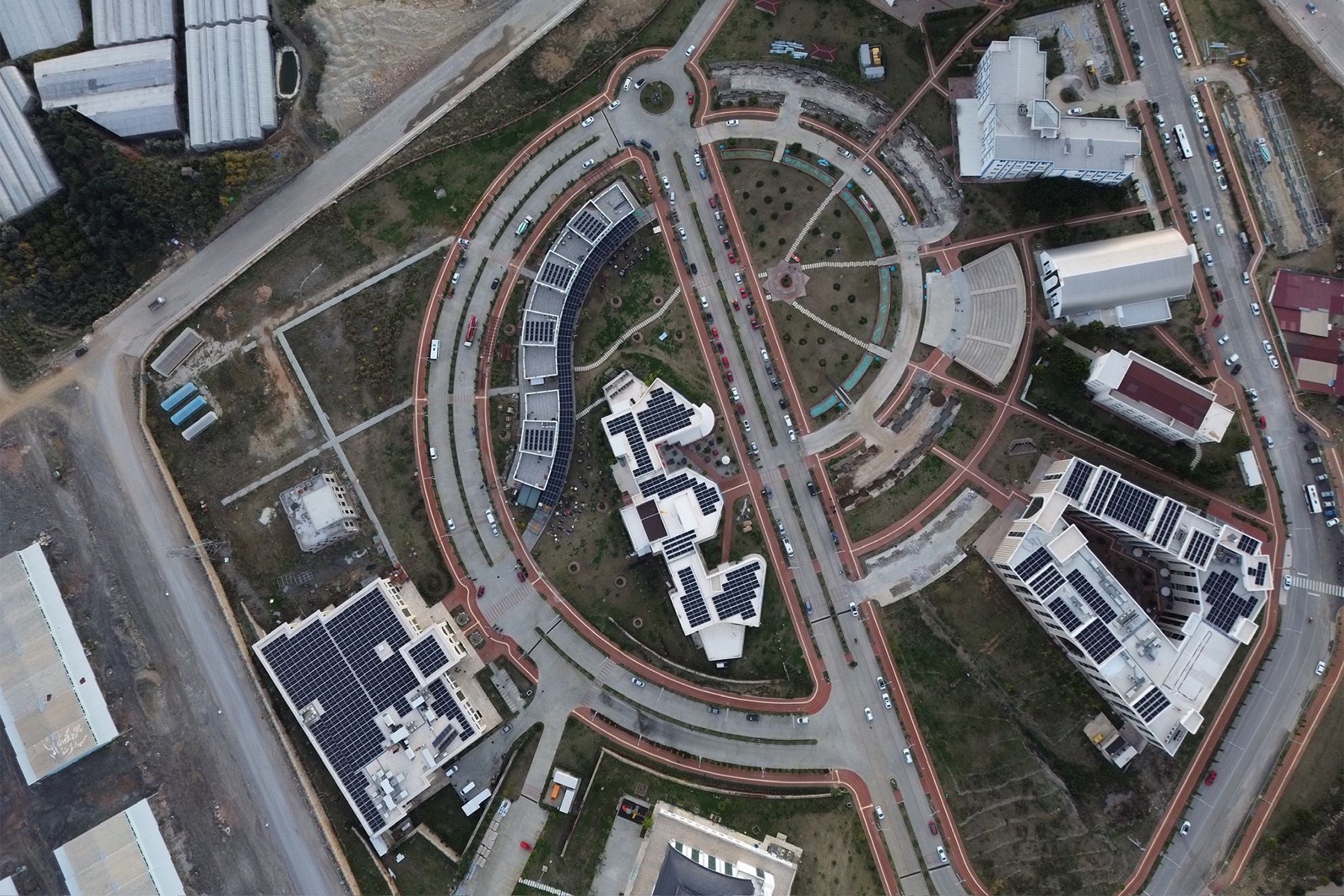 ALKÜ GES İLE YILDA BİN 207 TON KARBON SALINIMI ÖNLENECEK 