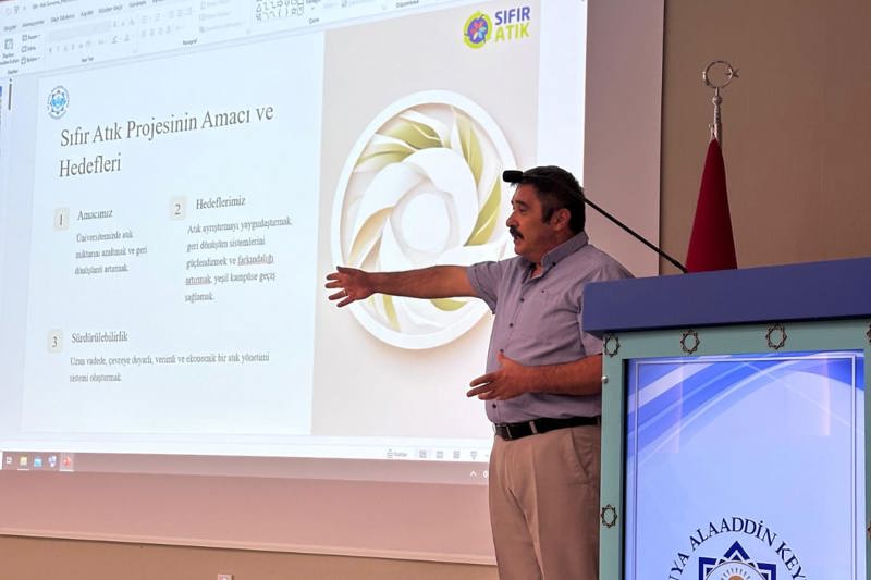 Rektör Yardımcımız Prof. Dr. Mehmet KILIÇ Fakülte Sekreterlerimize Sıfır Atık Eğitimi Verdi